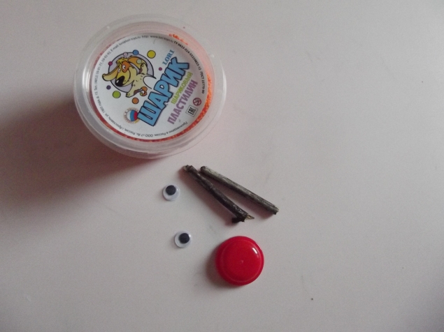 Миниатюрный снеговик .