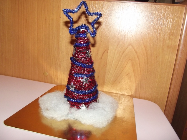 Блестящая елка .