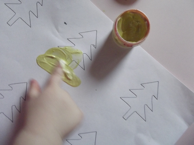 Рисуем пальчиками .