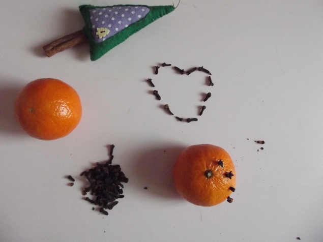 Помандер . Помандер .