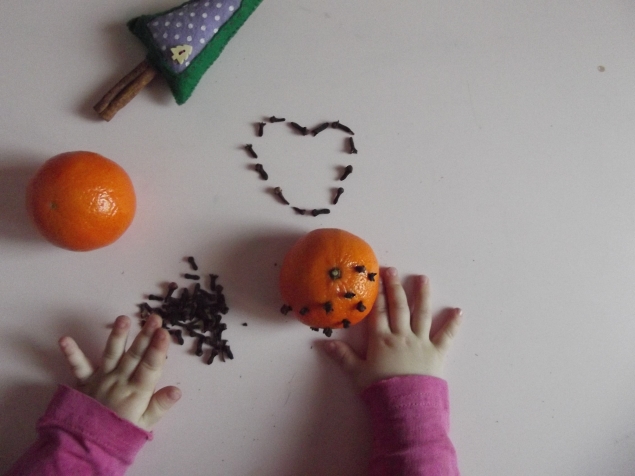 Помандер . Помандер .