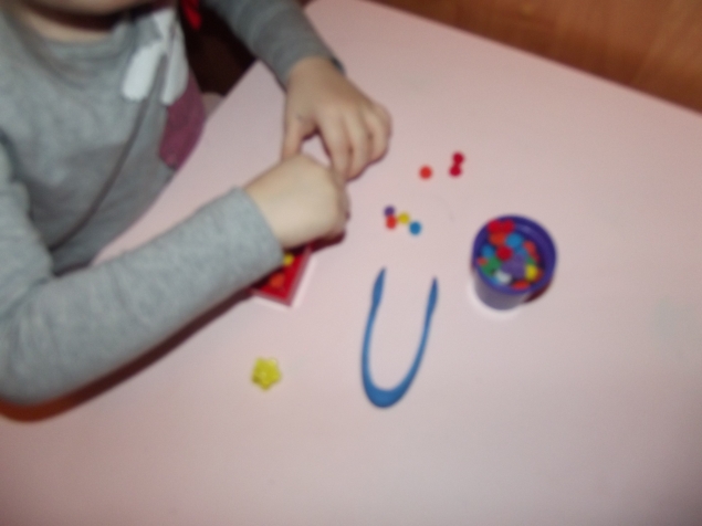 Лего - моторика .