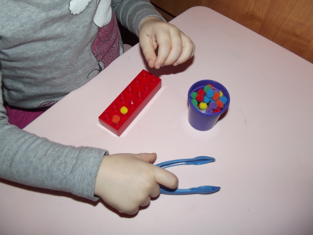 Лего - моторика .