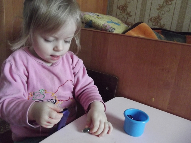 Мелкая моторика с шариком . Мелкая моторика с шариком .