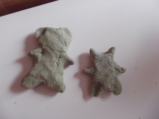 Лепим из ржаного теста .