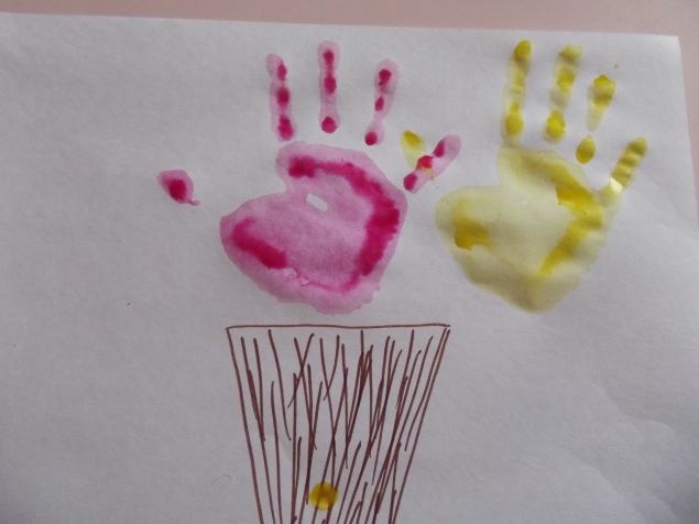 Горшок с цветами . Горшок с цветами .