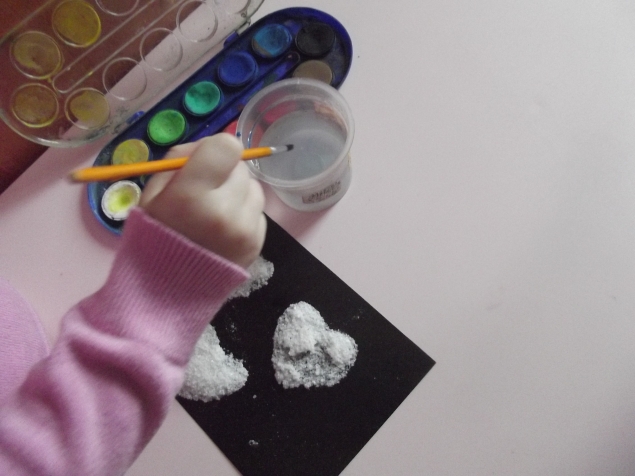 Сердечки из соли . Сердечки из соли .