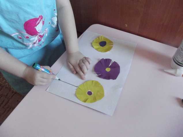 Цветы . Цветы .