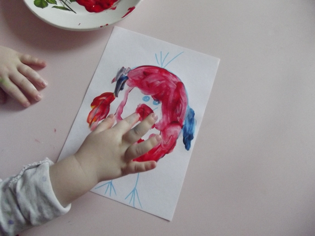 Птичка . Птичка .