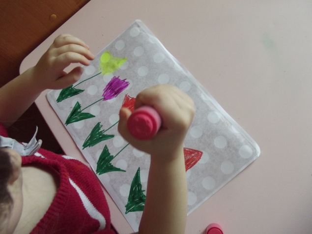 Открытка с тюльпанами . Открытка с тюльпанами .