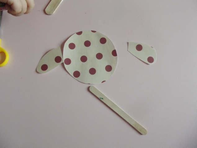 Птичка . Птичка .