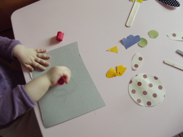 Птичка . Птичка .