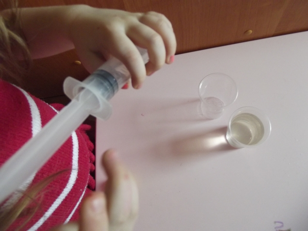 Чем занять ребенка !