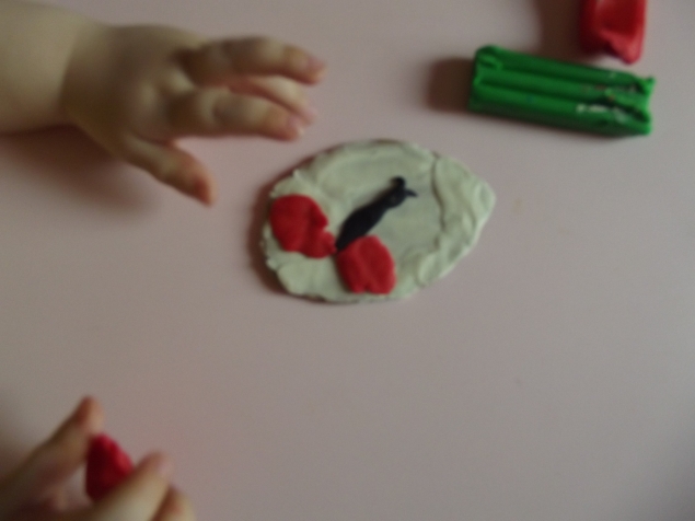 Пластилиновое яйцо .