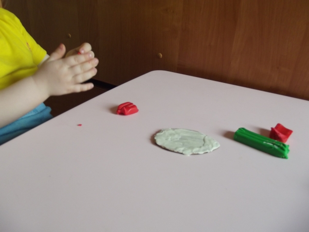Пластилиновое яйцо .