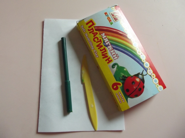 Цветок из пластилина .