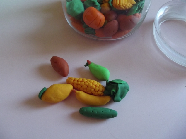 Прятки . Прятки .