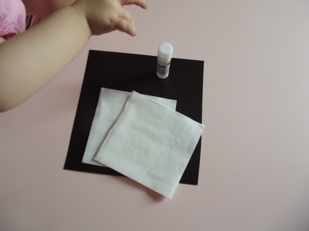 Луна из салфеток .