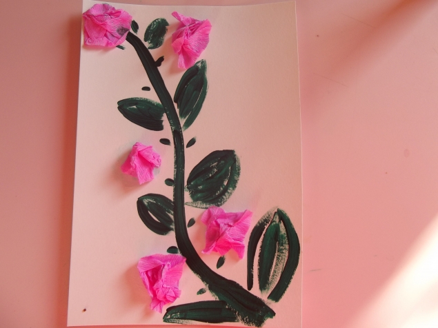 Розовый куст .