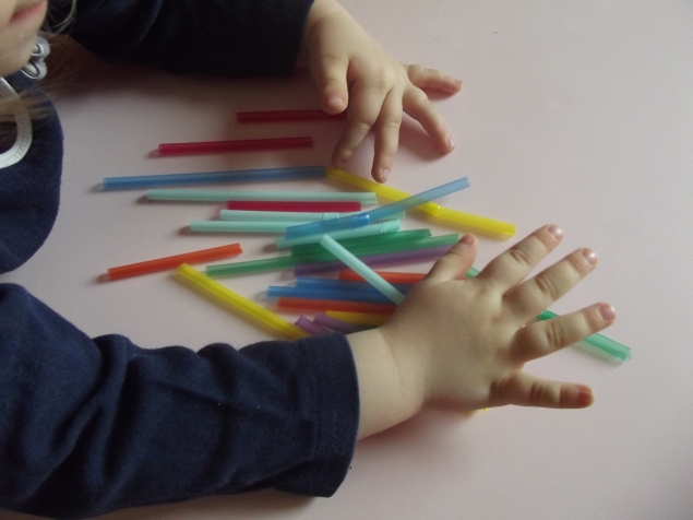 Играем с трубочками . Часть 2 .