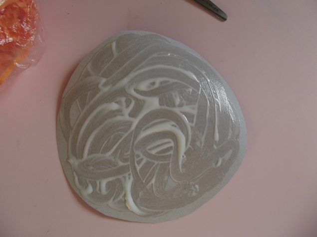 Гнездо с цыплятами .