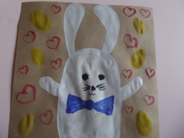 Зайка с бантом .