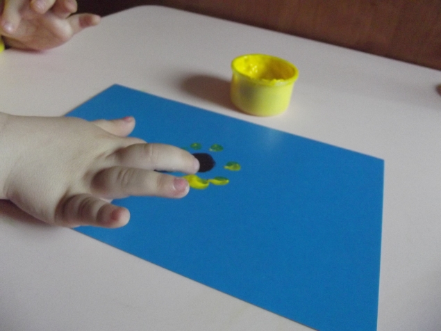 Желтая ромашка .