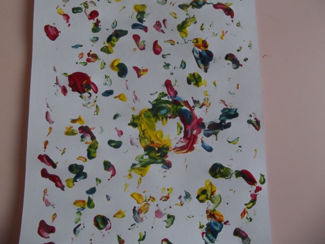 Рисование бутылкой . Рисование бутылкой .