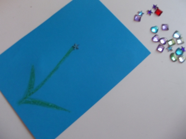 Цветок из страз . Цветок из страз .