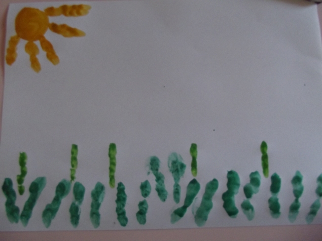 Рисуем пальчиками .