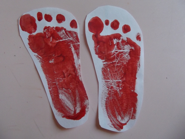 Рисуем летнюю обувь .