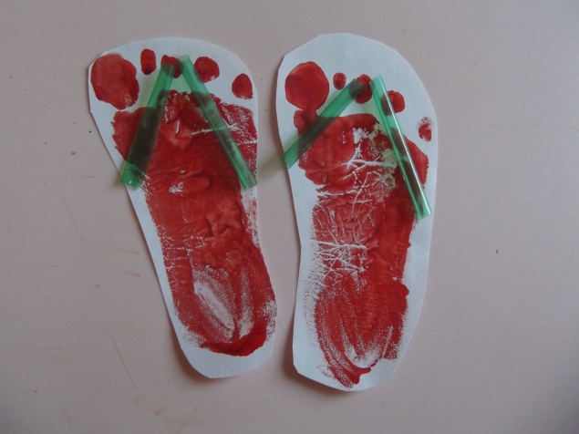 Рисуем летнюю обувь .