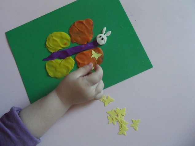 Бабочка . Бабочка .