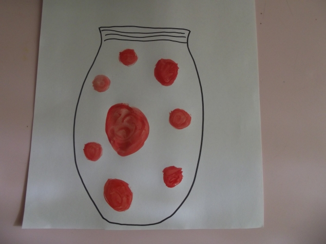 Банка с вареньем . Банка с вареньем .