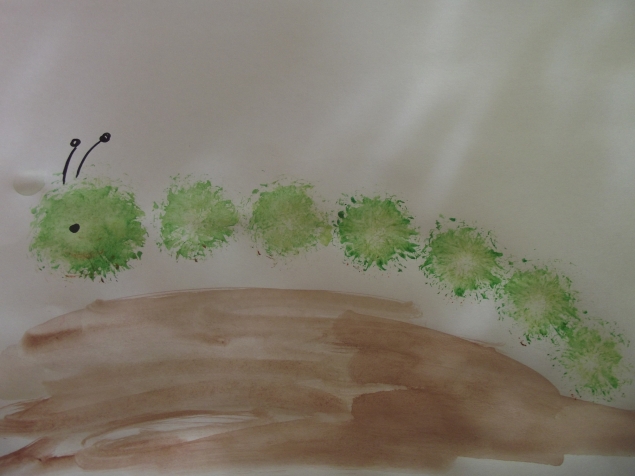 Гусеница . Гусеница .