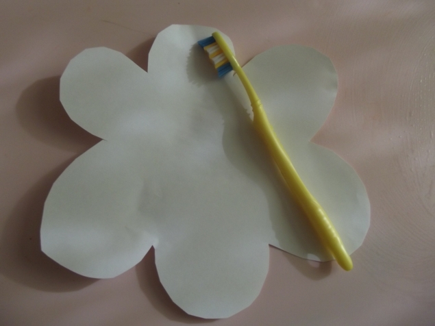 Разноцветный цветочек . Разноцветный цветочек .