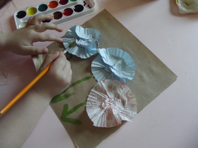 Цветы из формочек . Цветы из формочек .