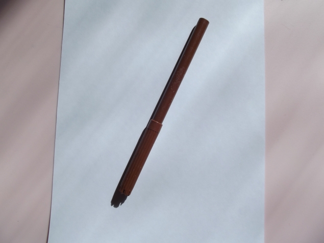 Яблоня из пластилина .