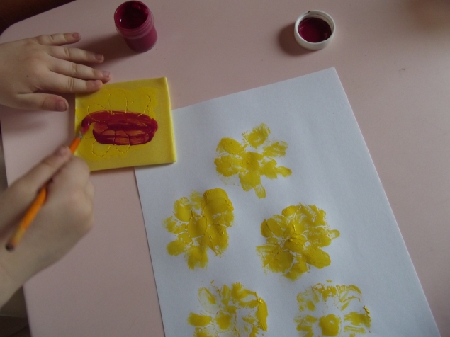 Цветочные отпечатки . Цветочные отпечатки .