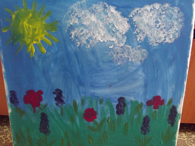 Поле с цветами .