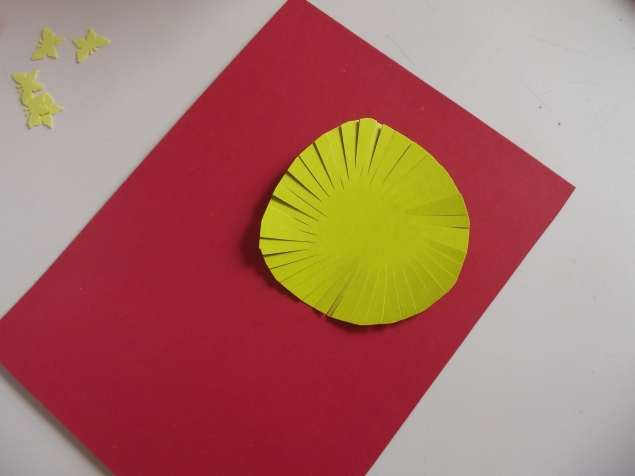 Желтая ромашка .