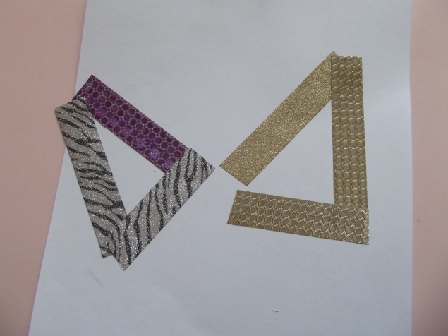 Бабочка из скотча .