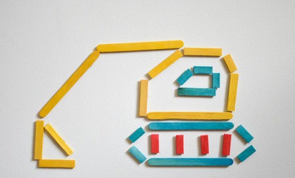 Конструктор из палочек от мороженого Конструктор из палочек от мороженого