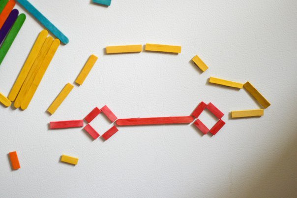 Конструктор из палочек от мороженого Конструктор из палочек от мороженого