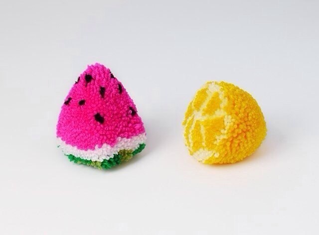 Фруктовые помпоны Фруктовые помпоны