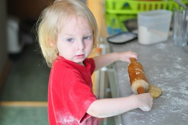 КАК ПРИГОТОВИТЬ С РЕБЕНКОМ ПЕЧЕНЬЕ КАК ПРИГОТОВИТЬ С РЕБЕНКОМ ПЕЧЕНЬЕ