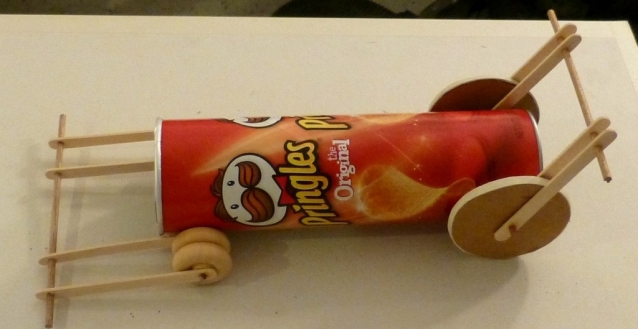 Делаем машинку из подручных материалов