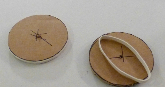 Делаем машинку из подручных материалов