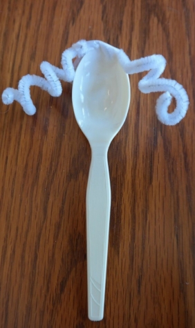 Кукла из ложки