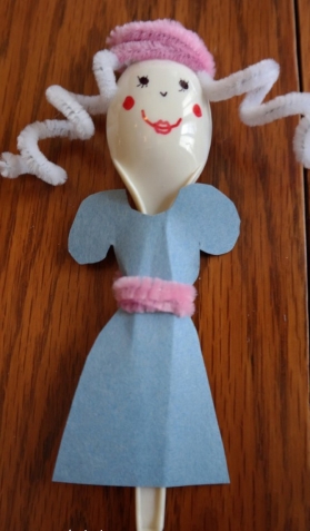 Кукла из ложки